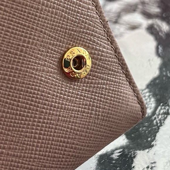 PRADA Saffiano 6 Key Holder in Nude Color - Picture 7 of 10